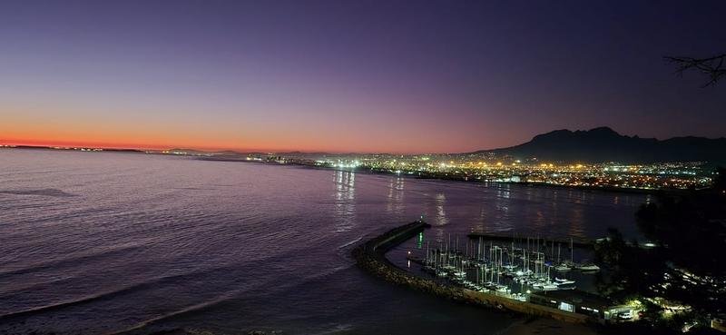 To Let 3 Bedroom Property for Rent in Gordons Bay Western Cape